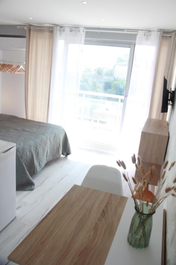 Les Palmiers - Appartement Avec Piscine Proche Plages - Wifi Et Clim アンティーブ エクステリア 写真